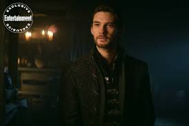 A határháborúk során elveszítette a szüleit. Aprilisban Jon A Shadow And Bone Arnyek Es Csont A Netflixre Puliwood