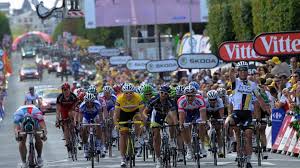 Publié le 29/06/2021 11:41 mis à jour le 15/07/2021 12:49. Officiel D Ecueille A Chateauroux Le Tour De France Passera Par L Indre En 2021