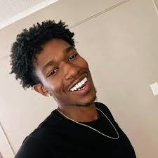 Marcus Singleton's Instagram, Twitter & Facebook