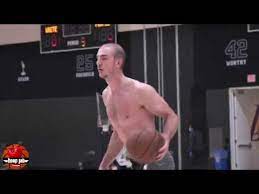 Alex caruso career high in points and a list with his top 50 scoring performances in both the nba regular season and the playoffs. Alex Caruso Social Distancing Workout At Lakers Practice Hoopjab Nba Youtube