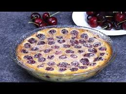 This Cherry Clafoutis Is A Classic French Dessert Made With Fresh Sweet Cherries Baked In A Sweet Batter Ser Clafoutis Recipes Cherry Clafoutis Cherry Recipes