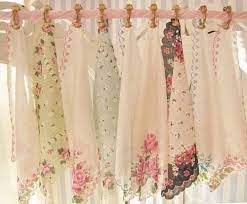 Try these shabby chic kitchen decor ideas and enjoy the way your new kitchen looks like. Pin By Patty On Pillows Fabrics And Textiles Shabby Chic Curtains Shabby Chic Kitchen Curtains Shabby Chic Bedrooms