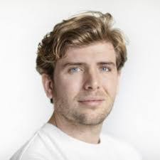 Steven Hoekstra's Instagram, Twitter & Facebook