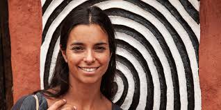 La exalumna Nerea Amorós Elorduy es elegida finalista en el premio  internacional Moira Gemmill para diseñadoras jóvenes