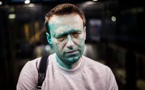 Alexei navalny tells the bbc his poisoning has left him struggling with sleep and muscular control. Alexei Navalny Accuses Kremlin Of Involvement In Green Dye Attack