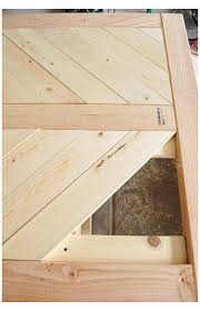 Diy Outdoor Dining Table Diy Table Top Wood Once I Realized It Would Be So Much Cheaper To Build Our Own In 2020 Diy Patio Table Diy Outdoor Table Diy Dining Table