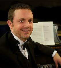 Eric Zinter's Instagram, Twitter & Facebook