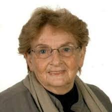 Amy Large's Instagram, Twitter & Facebook