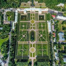 Peterhof Grand Palace And Gardens Saint Petersburg Russia St Petersburgtravel Peterhof Palace Petersburg Palace Garden