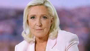 France : Marine Le Pen annonce sa candidature à l'élection présidentielle  de 2027 après la décision de la cour d'appel #CgtnFDigital  https://francais.cgtn.com/2026/07/08/ARTI1783495270606141