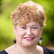 Norma Craven's Instagram, Twitter & Facebook