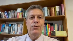 Confiram o convite do Desembargador Ricardo Chimenti do TJSP, que será um  dos expositores da 55ª edição do FONAJE, ressaltando os 30 anos da Lei  9.099/ 95. Aguardamos todos em Fortaleza para a próxima ...