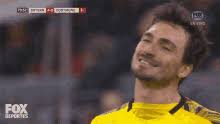 Mats hummels of germany during the uefa nations league match between germany v holland at the veltins arena on november 19, 2018 in gelsenkirchen germany. Mats Hummels Bvb Gifs Tenor