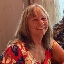 Nail salons with adult beverages in Bremerton/Silverdale?