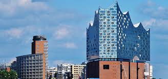 쇤브룬 궁전 1층의 그로세 갈레리에(große galerie). Offices Kd Schmid