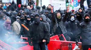 112 millionen euro für gut 24 stunden. G20 Krawalle In Hamburg Das Ist Der Schwarze Block Berliner Morgenpost