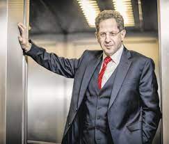 Michael haußner, wilhelm boden, otonyetarie okoye and more. Erzkonservativ Und Merkel Gegner Was Treibt Hans Georg Maassen An Nw De