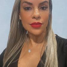 Roberta Pereira (@roberta2006) • Threads, Say more