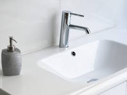 The first thing to have in mind is how to find a sink that will best suit the purpose. Top 5 Kitchen Sink Materials Sinkology