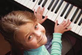 Barbara Piano's Instagram, Twitter & Facebook