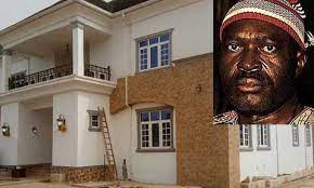 Kanayo arrived anambra with boxes and huge stack of money ready to spend lavishly on obi cubana's mum's burial, igberetv reports. Kanayo O Kanayo Builds Multi Million Naira Mansion In Aboh Mbaise Imo State Photos
