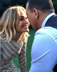 Arod proposed in the bahamas with an 11 to 15 carat ring, that's estimated to be. Arod And Jlo Are Engaged To Be Married Jennifer Lopez Alex Rodriguez Jenifer Lopez