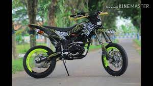 Supermoto kawasaki klx 150 muffler and wheels modify. Modifikasi Klx Supermoto Youtube