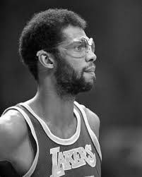 Los Angeles Lakers KAREEM ABDUL JABBAR Glossy 8x10 Photo Print Poster HOF  95