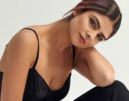 Stephania Duque Projects :: Photos, videos, logos, illustrations and  branding :: Behance