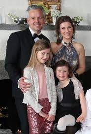 Since 1814 norway has no nobility and no concept of commoners, only citizens. Emma Tallulah Behn Fyller 12 Ar I Dag