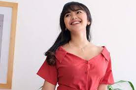 Biodata ayu puspa anggraeni putri dan putu bahagiana. 10 Potret Ayu Puspa Saat Tak Menjadi Bidadari Tribun Nomor 9 Bikin Jatuh Cinta Bolasport Com