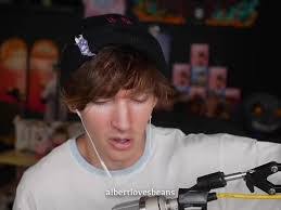 Albert Venegas's Instagram, Twitter & Facebook