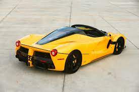 With 500 units this v12 engine car is a must have car for every car enthusiast. Ferrari Laferrari Aperta Uno Dei 210 Esemplari E In Vendita