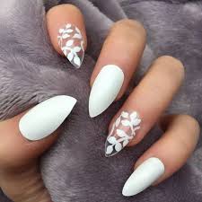 For this design there is one accent nail too which is completely embellished, resulting a subtle sparkly look. Wedding Nail Designs For Brides