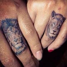 20 Tatuajes De Pareja Que Muestran Que El Amor Verdadero Dura Para Siempre Couple Tattoos Unique Tattoos Matching Couple Tattoos