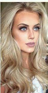 When it comes to the eyeliner for bridal makeup that goes with blue eyes, choose a black as night color. Beauty Makeup Idea Bridal Makeup Blonde Blue Eyes