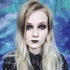 Candice Bateman's Instagram, Twitter & Facebook