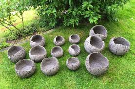Betonplausch Betonkugeln Mai 2015 Jpg 1 272 834 Pixels Garden Pottery Concrete Garden Vegetable Garden Design