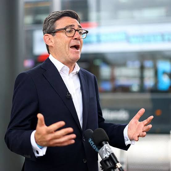 Andy Burnham's man-of-the-people image in doubt over lavish freebies – 'not  a good look' | Politics | News | Express.co.uk
