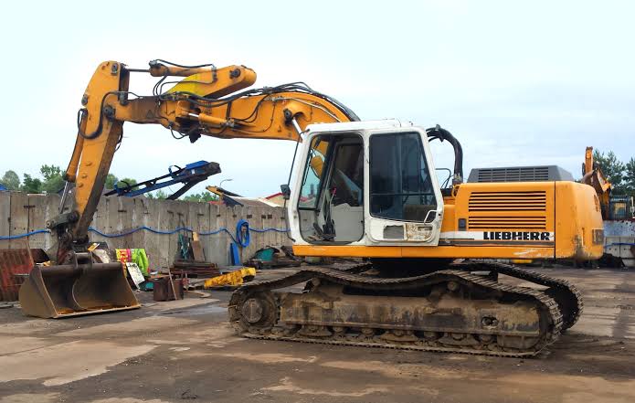 Liebherr R914B Excavator