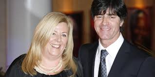 Ver más ideas sobre fútbol, vestidos de un hombro, que guapo. Bundestrainer Ganz Offen Jogi Low Hatte Gerne Kinder Gehabt Mopo De