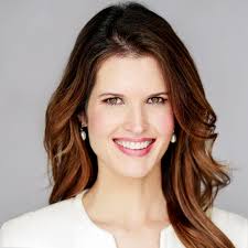 Stephanie Nicholson's Instagram, Twitter & Facebook