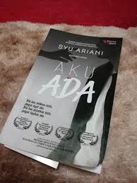 Bahkan untuk seratus tahun dan seribu tahun lamanya!' bermulalah perjalanan airina dan hazizul dalam mengenal cinta selama 100 hari! Book Review Aku Ada Farhana Jafri