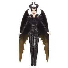 Just add a green shirt and pants. The Whole Outfit Is Great The Boots Are My Favorite And The Feather Jacket Again With The Raven Maleficent Costume Maleficent Halloween Costume Maleficent