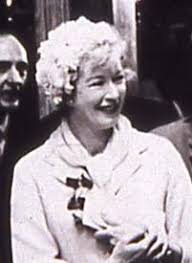 Verschollene schwester barbara kelly hat jetzt instagram. Museum Mourns Death Of Barbara Kelly York Press