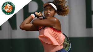 La japonesa naomi osaka con el trofeo del abierto de eeuu que ganó el pasado fin de semana tras derrotar a victoria azarenka en flushing meadows, nueva york (ee.uu.). Naomi Osaka Vs Zarina Diyas Round 2 Highlights I Roland Garros 2018 Youtube