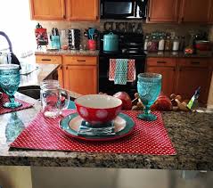 As for that sky blue kitchenaid mixer we spy in the right hand corner? Pioneer Woman Inspired Kitchen Turquoise And Red Polka Dots Pioneer Woman Kitchen Decor Pioneer Woman Kitchen Kitchen Themes