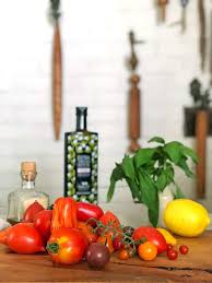 Spicy chicken salad, pork cheek pizza, pork quesadilla >> everyone loved it!! Super Fresh Tomato Salad The Art Of Doing Stuff