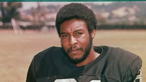 Morris Bradshaw's Instagram, Twitter & Facebook