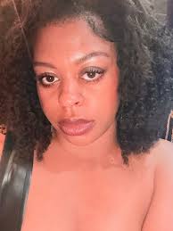 My name is Zara Nelson, I'm looking for a dedicated partner ! My height is  170cm Wos and I'm 18 (28/03/2006) Latin only under 19/under 21 I'm base in  the London Uk ,